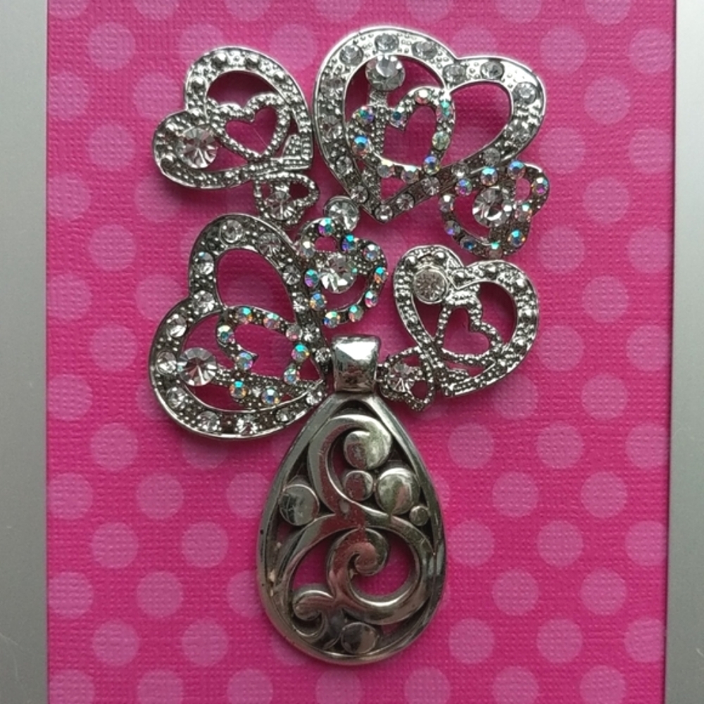 Artisan Vase of Hearts art! - Picture 2 of 9